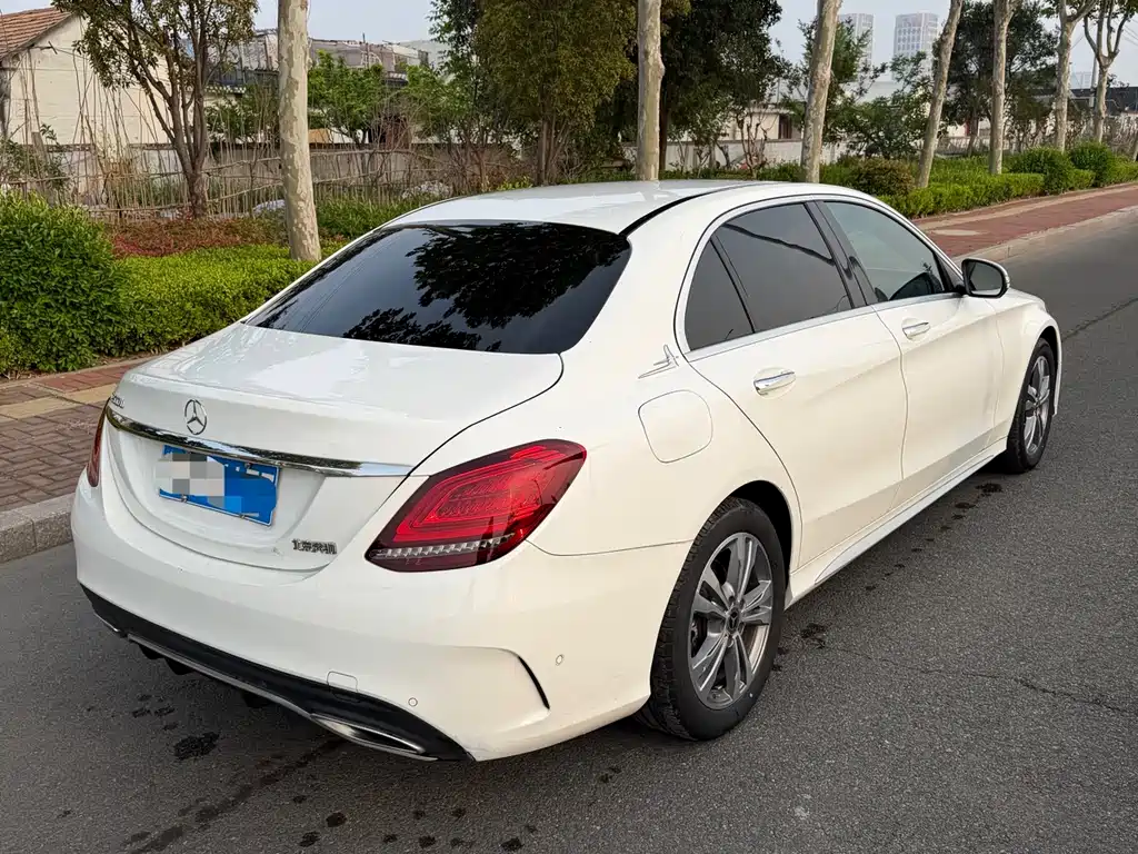 Mercedes-Benz C-Class 2020 — фото 16