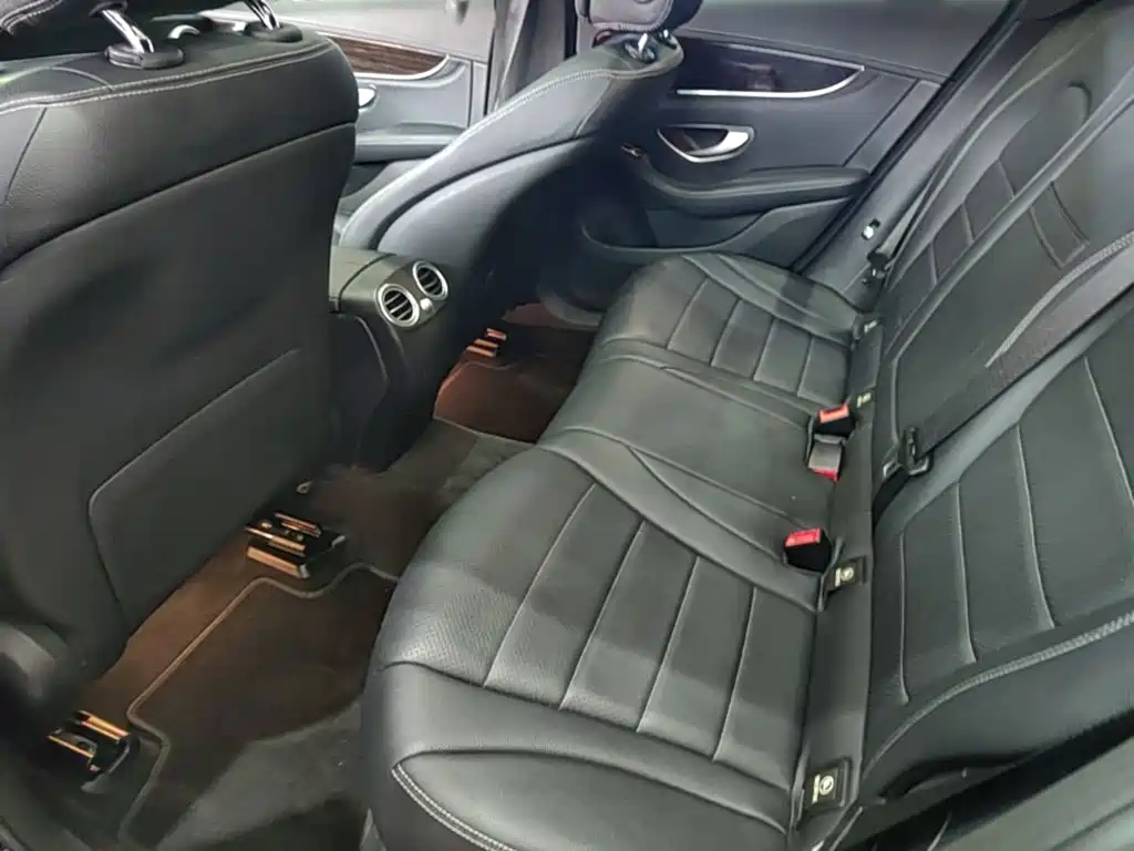 Mercedes-Benz GLC 2017 — фото 24