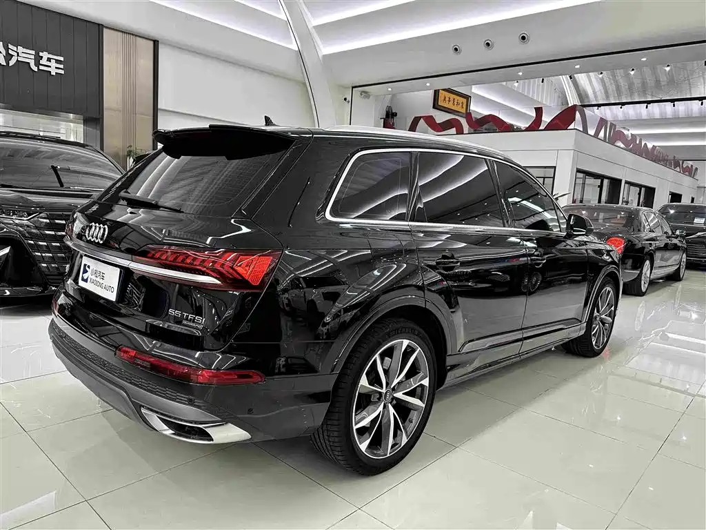 Audi Q7 2021