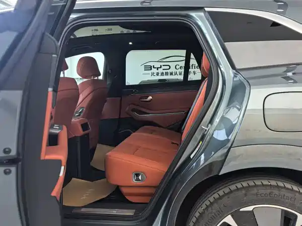 BYD Tang L 2025