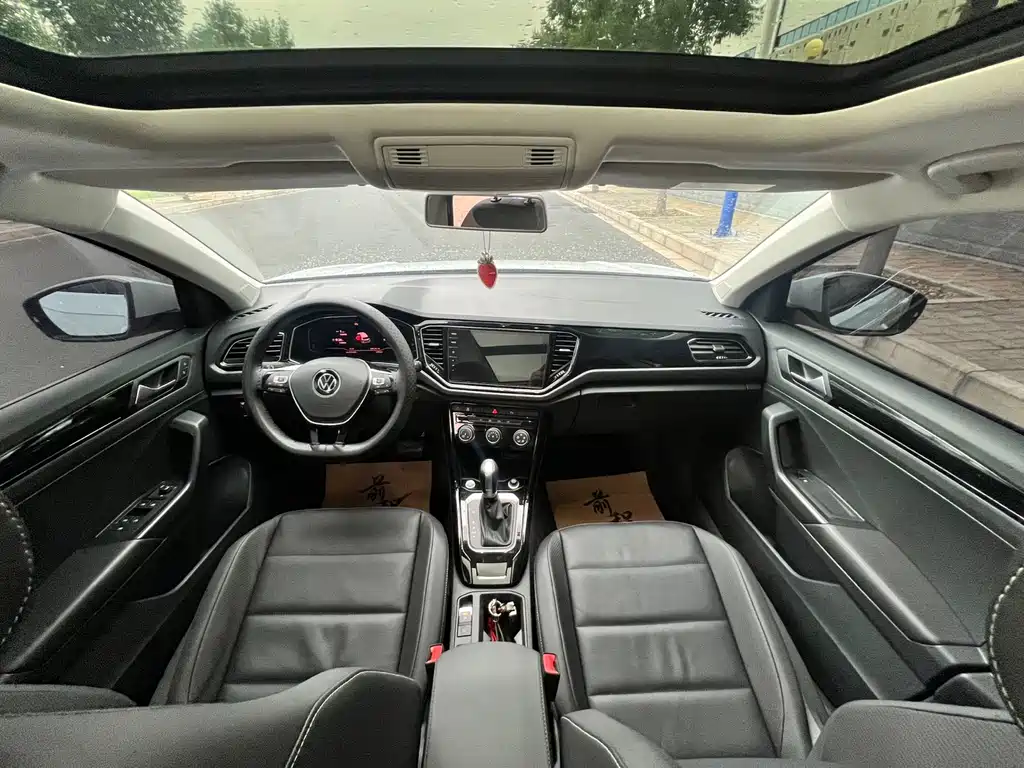 Volkswagen T-Roc 2022 — фото 14