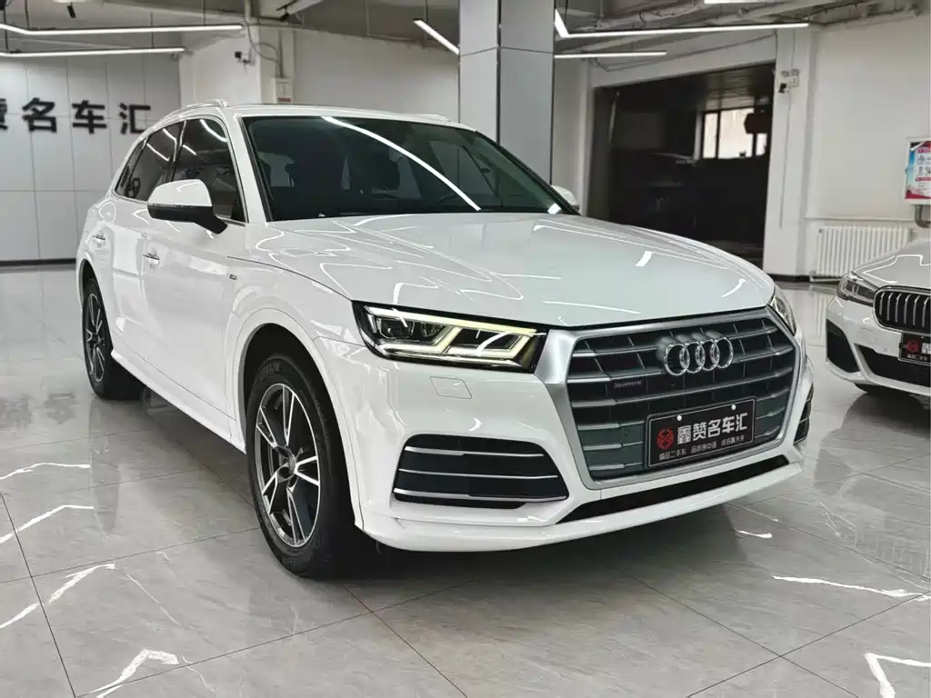 Audi Q5L 2019 — фото 3