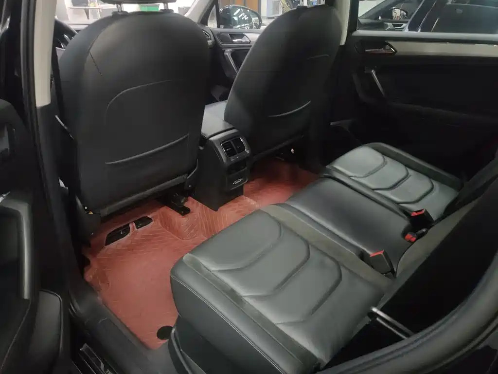 Volkswagen Tiguan L 2020