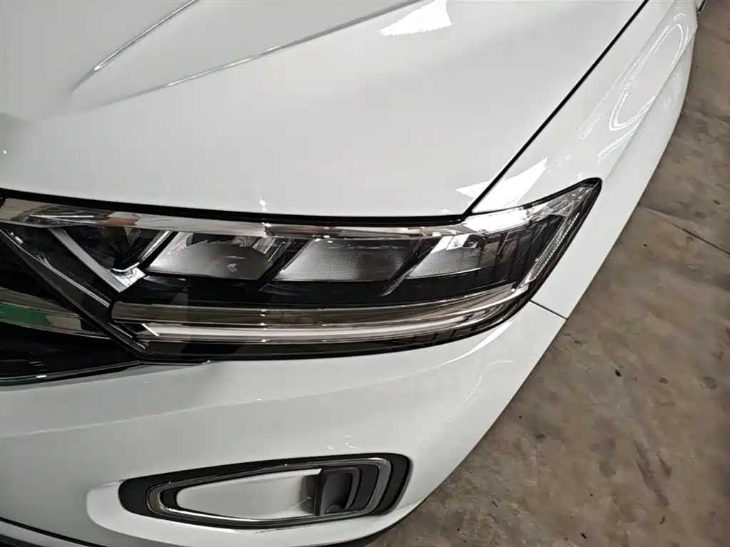 Volkswagen T-Roc 2025 — фото 24