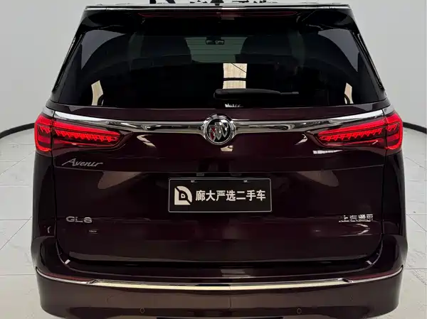 Buick GL8 2024