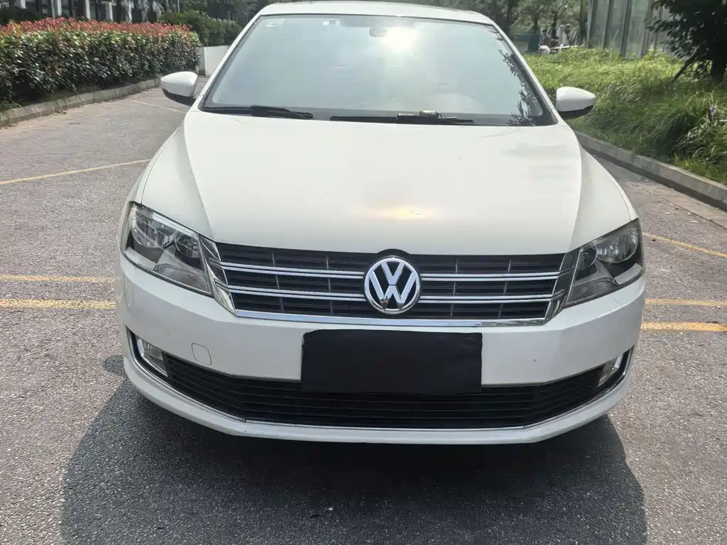 Volkswagen Gran Lavida 2014
