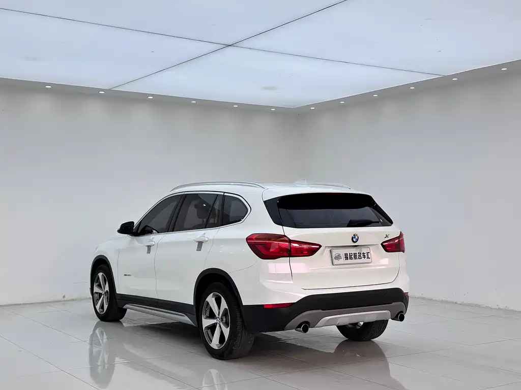 BMW X1 2017 — фото 14