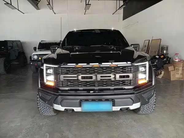 Ford F-150 Raptor 2025