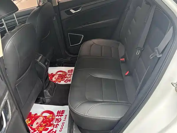Geely Emgrand GS 2018