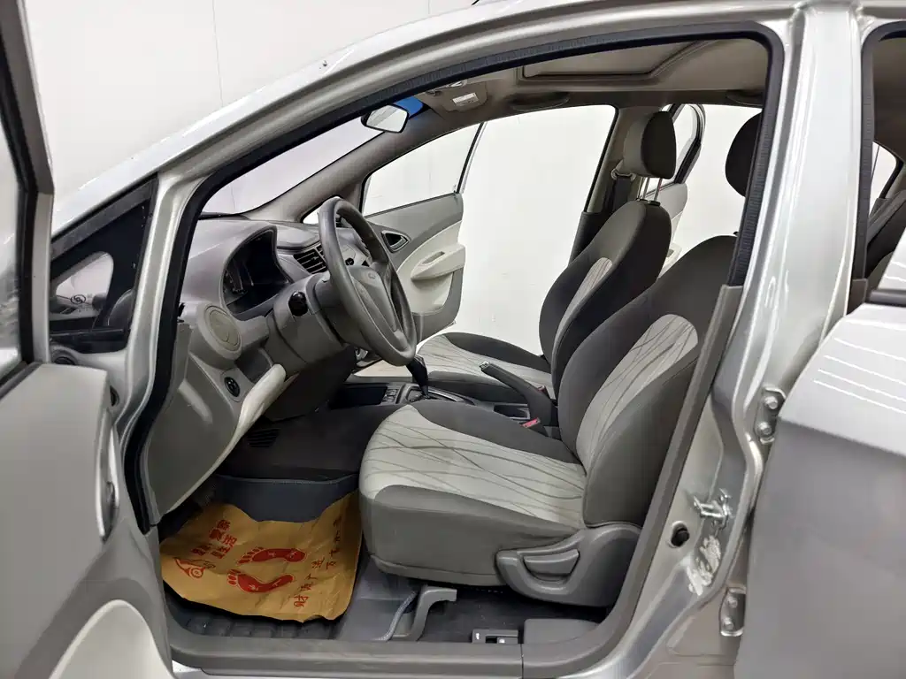 Chevrolet Sail 2014 — фото 11