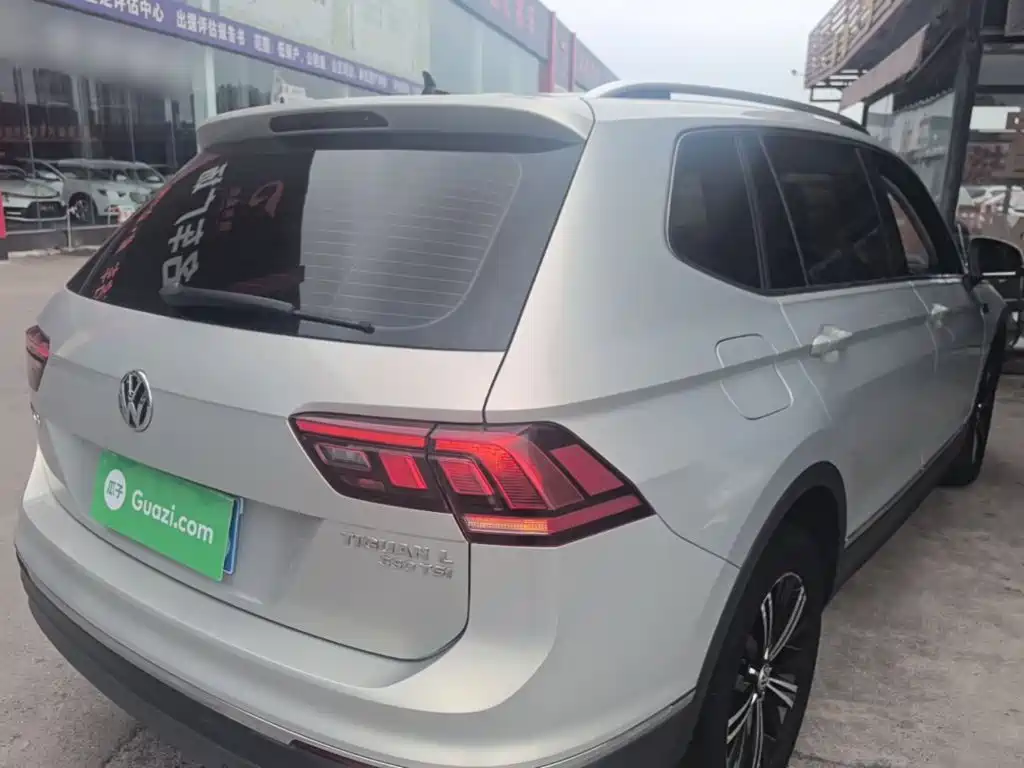 Volkswagen Tiguan L 2019 — фото 8