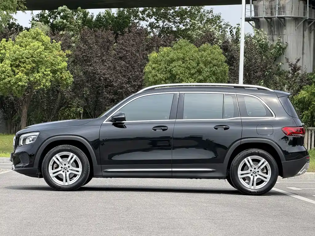 Mercedes-Benz GLB 2022 — фото 16