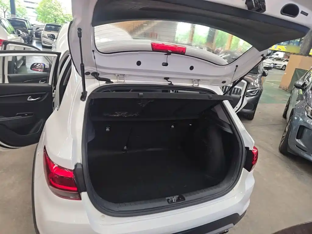 Kia KX CROSS 2019 — фото 19