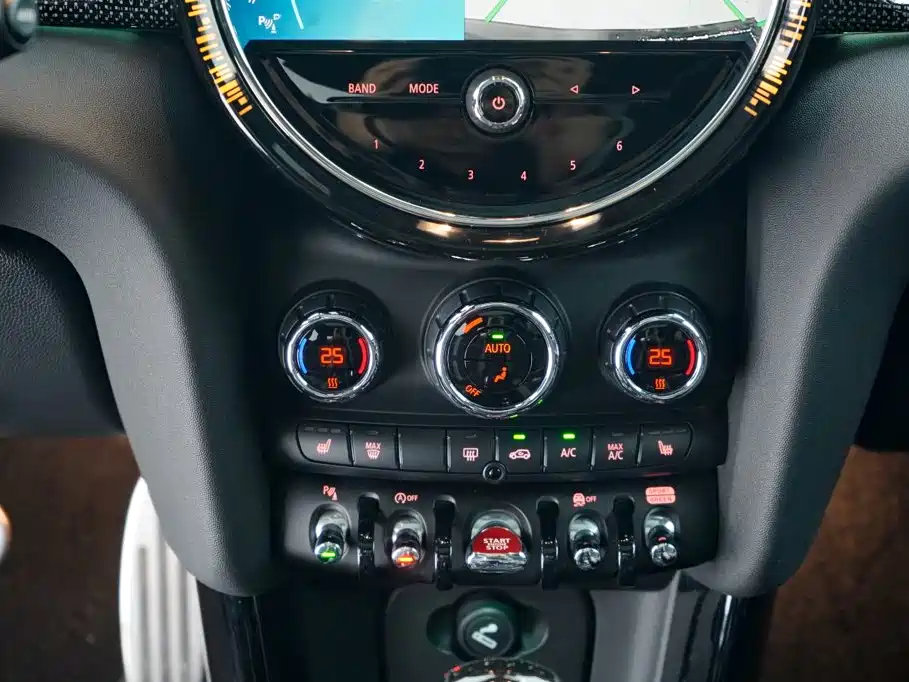 MINI JCW 2022 — фото 18