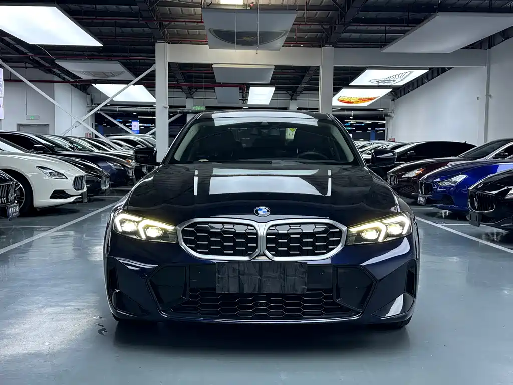 BMW 3 Series 2023