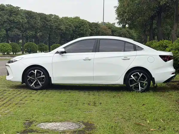Roewe i5 2023