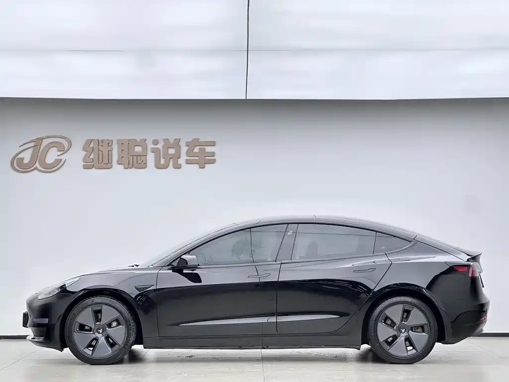 Tesla Model 3 2023 — фото 3