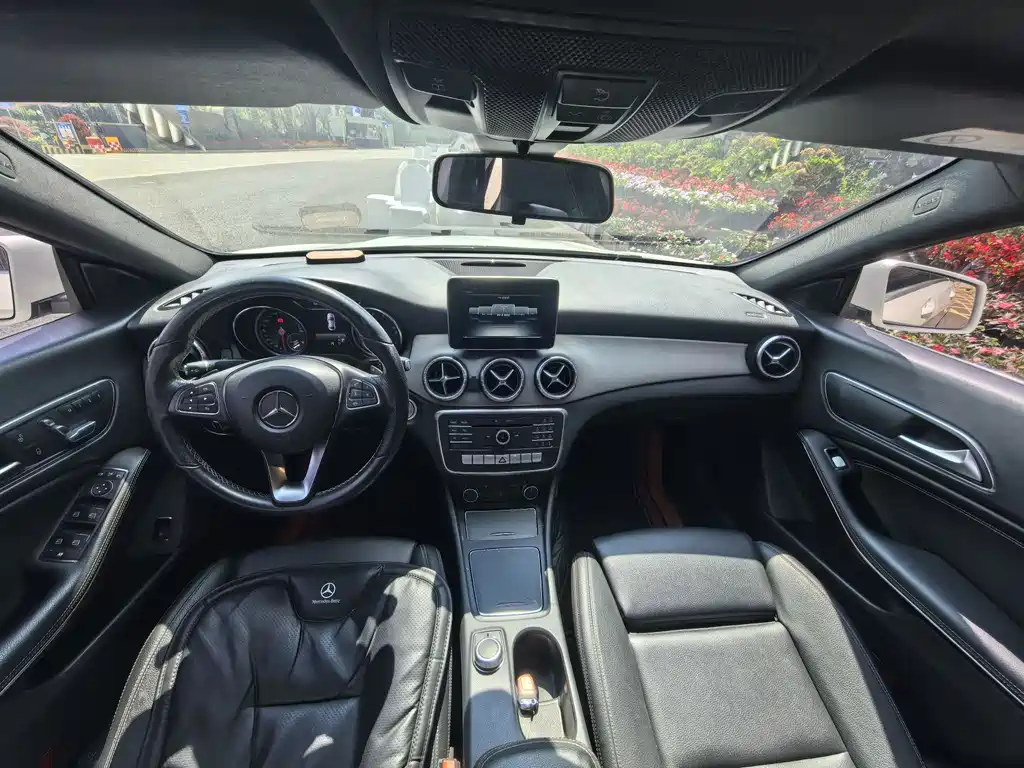 Mercedes-Benz CLA 2017 — фото 9