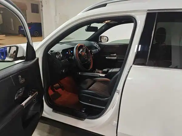 Mercedes-Benz GLB 2020