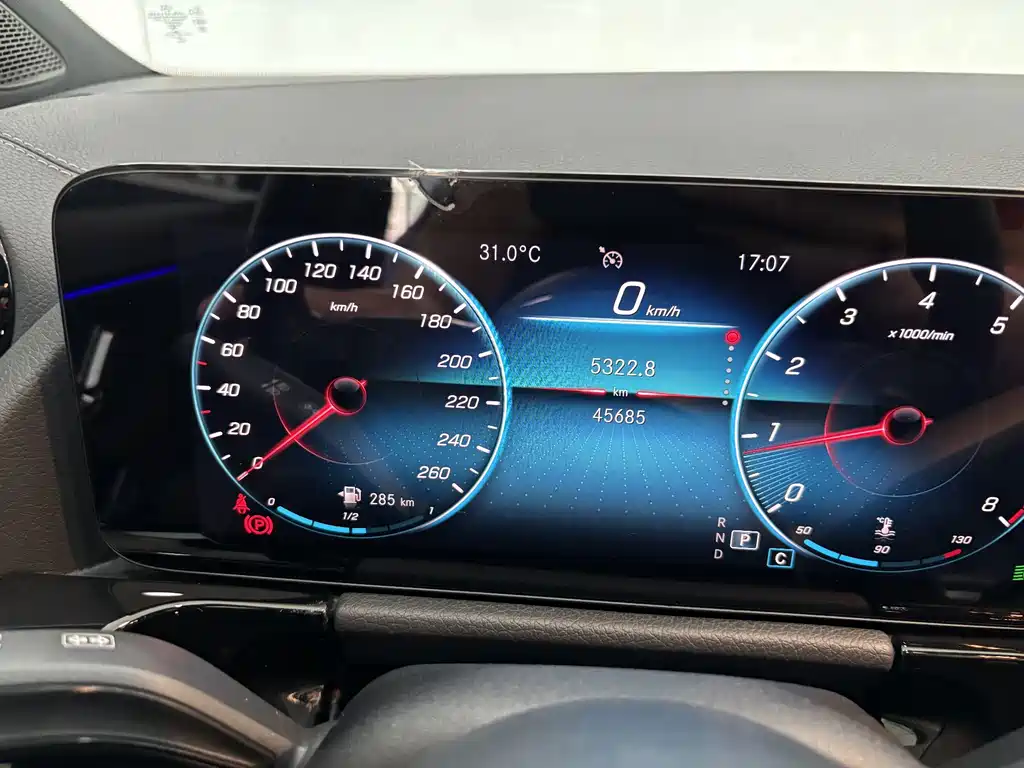 Mercedes-Benz GLA 2021 — фото 15