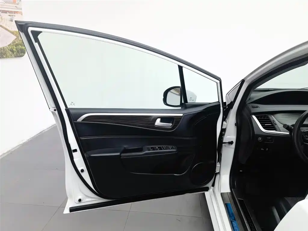Honda Jade 2019 — фото 15