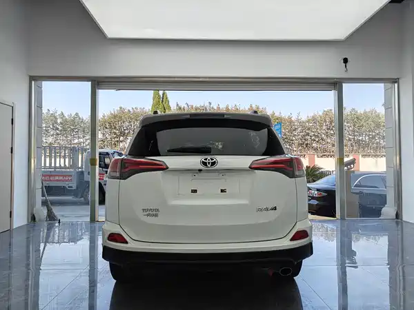 Toyota RAV4 2018