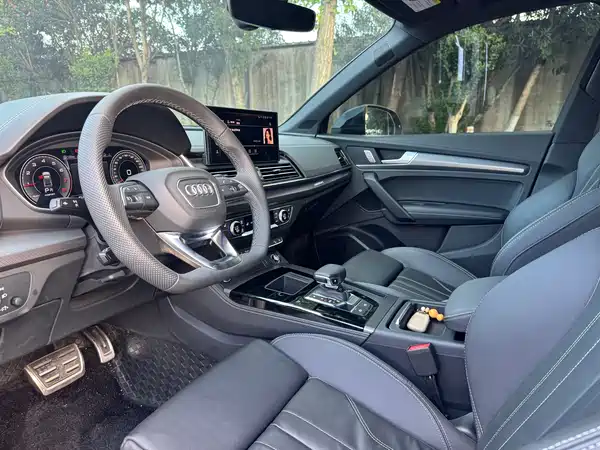Audi Q5L 2024