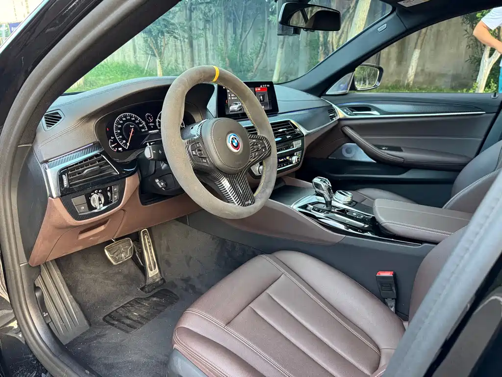 BMW 5 Series 2019