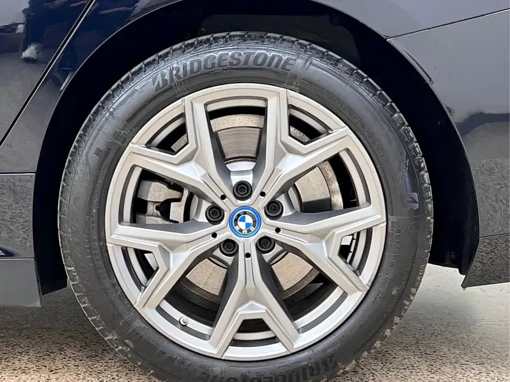 BMW i3 2023 — фото 17