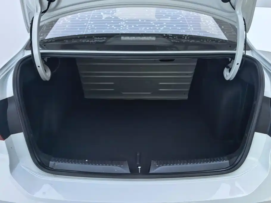 Jetta VA3 2022