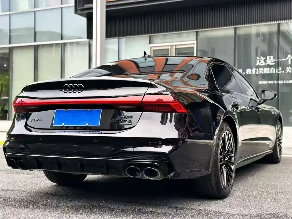 Audi A7L 2025 — фото 7