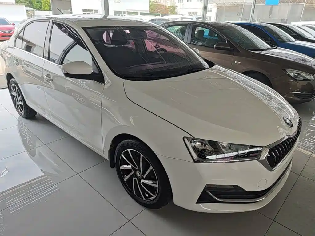 Skoda Rapid 2020 — фото 4