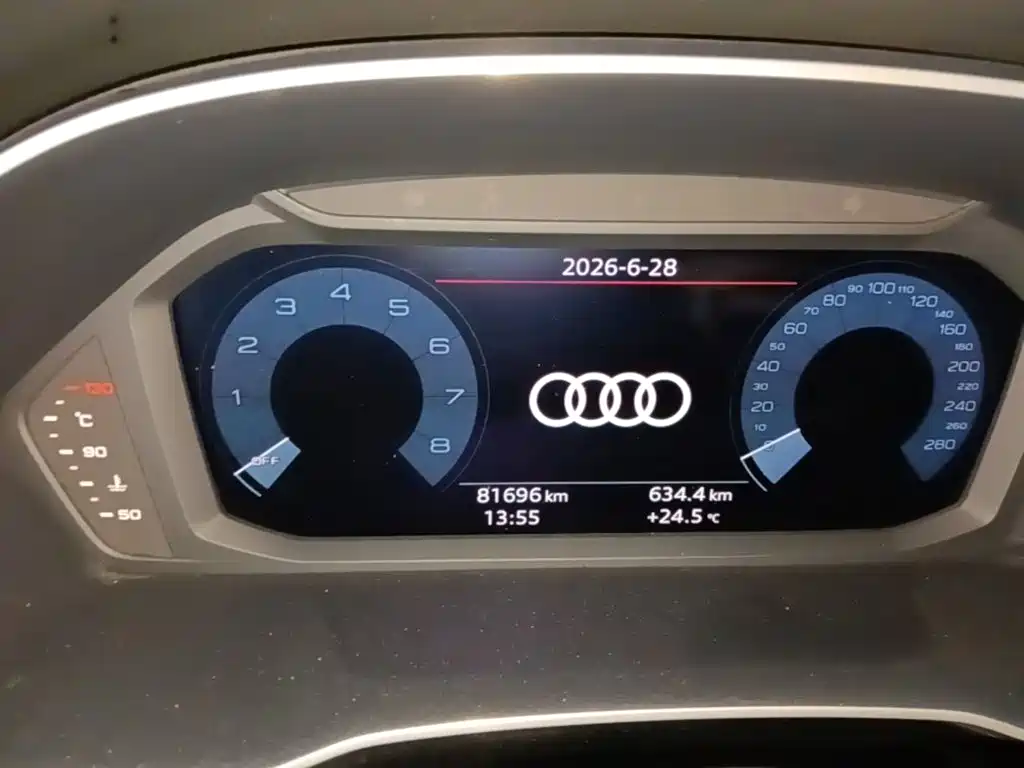 Audi Q3 2020 — фото 12