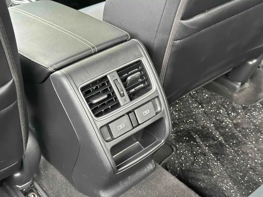 Honda Accord 2022 — фото 23
