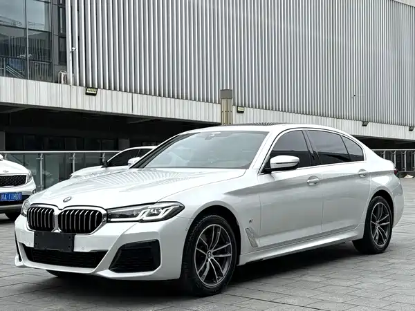BMW 5 Series 2023