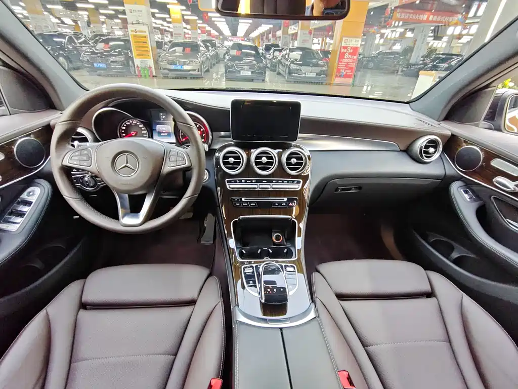 Mercedes-Benz GLC 2016