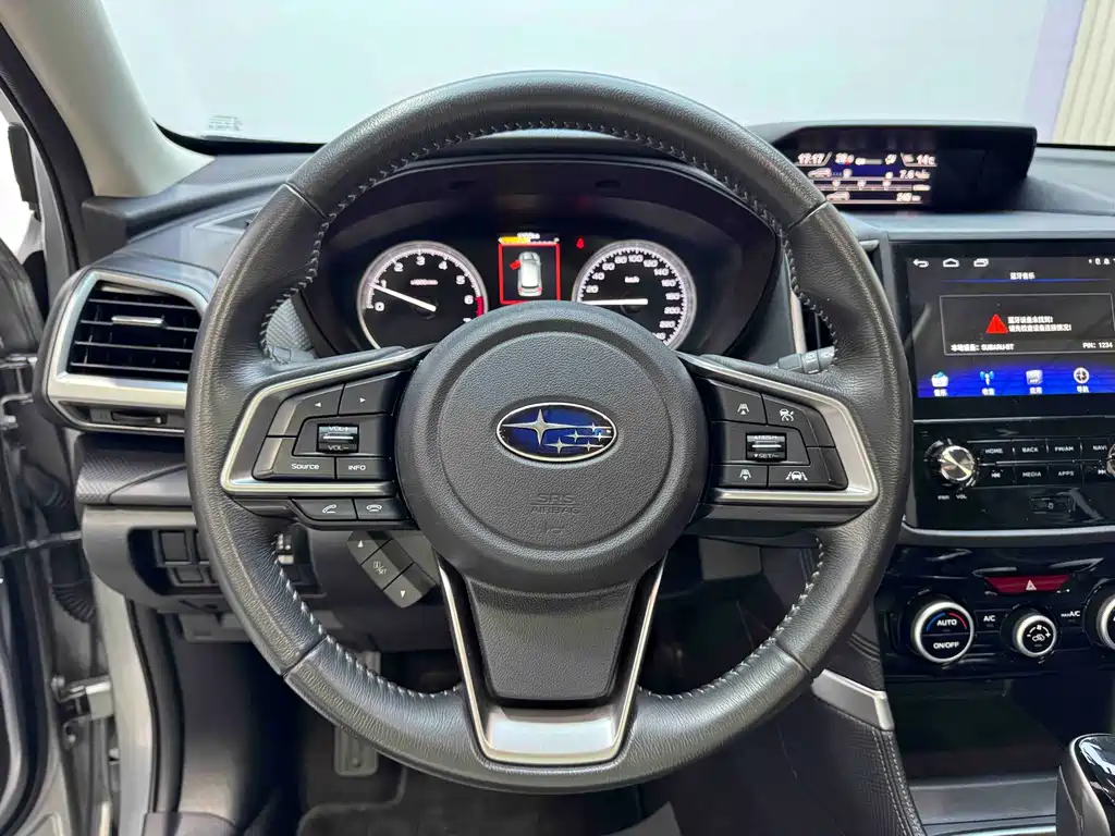Subaru Forester 2022 — фото 16
