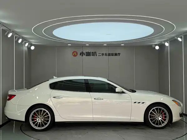 Maserati Quattroporte 2015