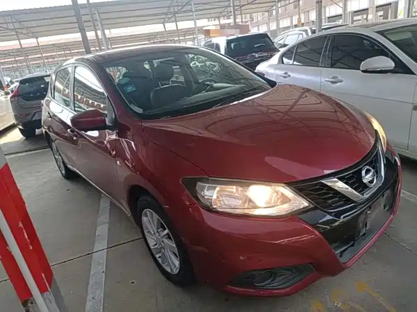 Nissan Tiida 2018
