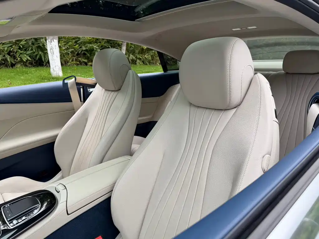 Mercedes-Benz E-Class 2022