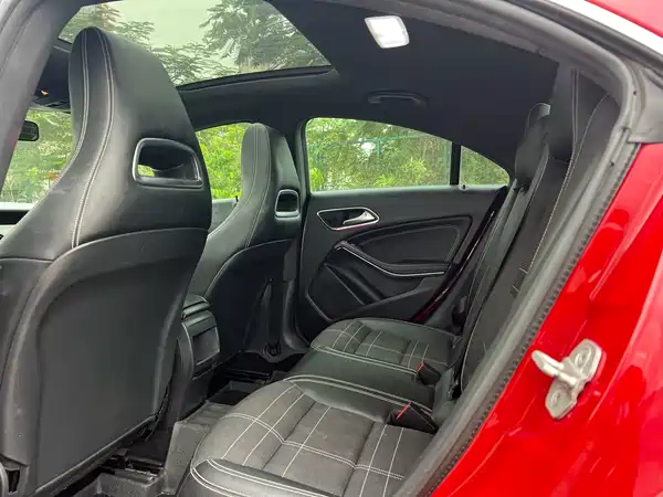 Mercedes-Benz CLA 2016