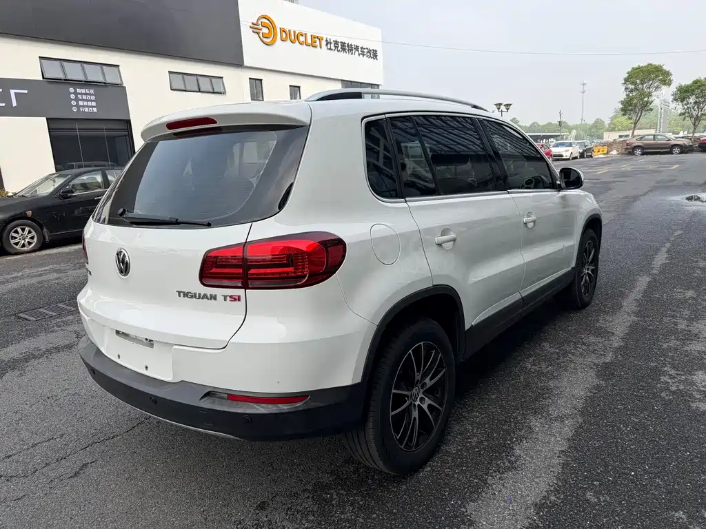 Volkswagen Tiguan 2015 — фото 9