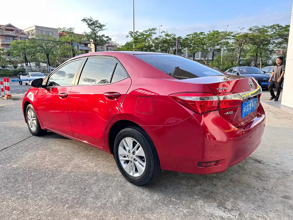 Toyota Corolla 2016 — фото 4