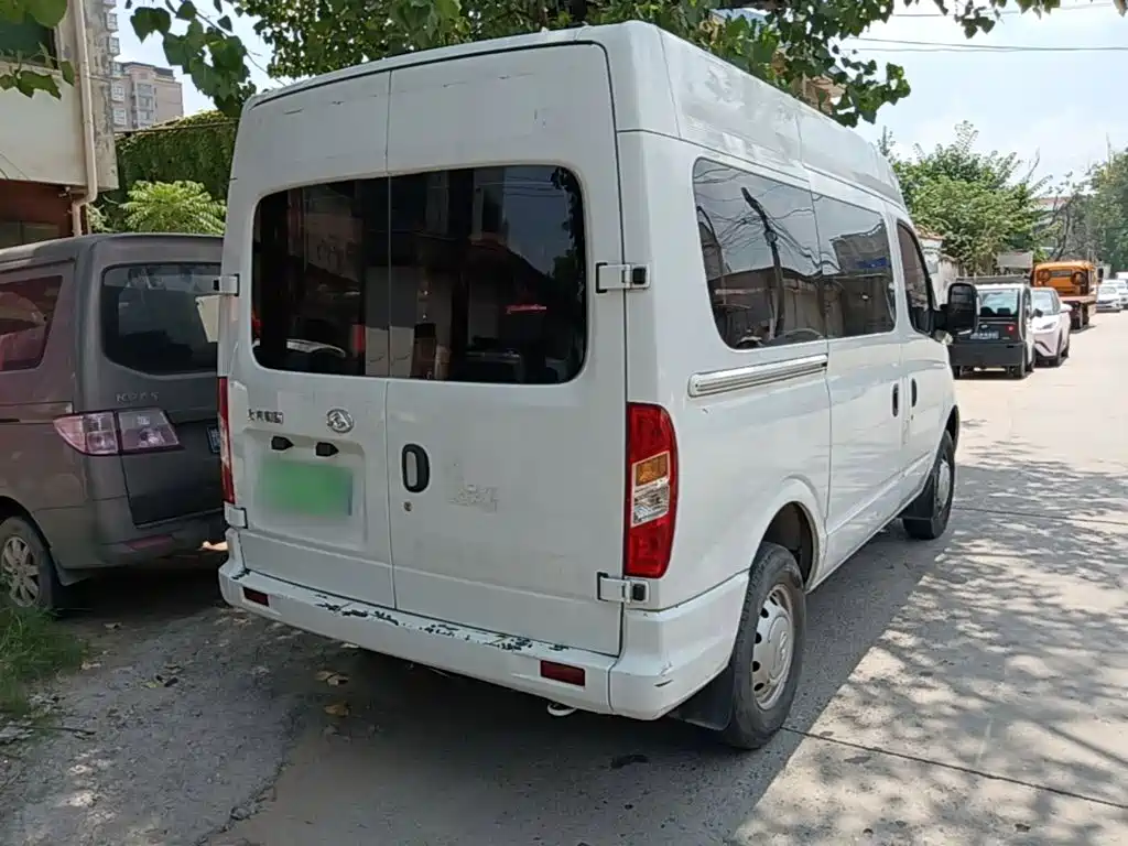 Maxus V80 2023