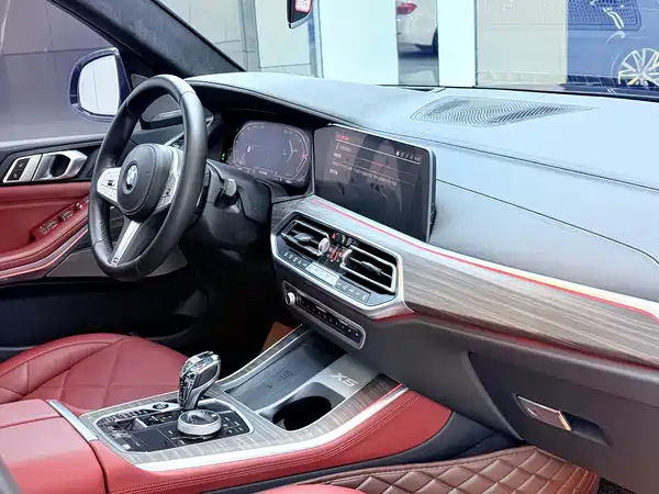 BMW X5 2023
