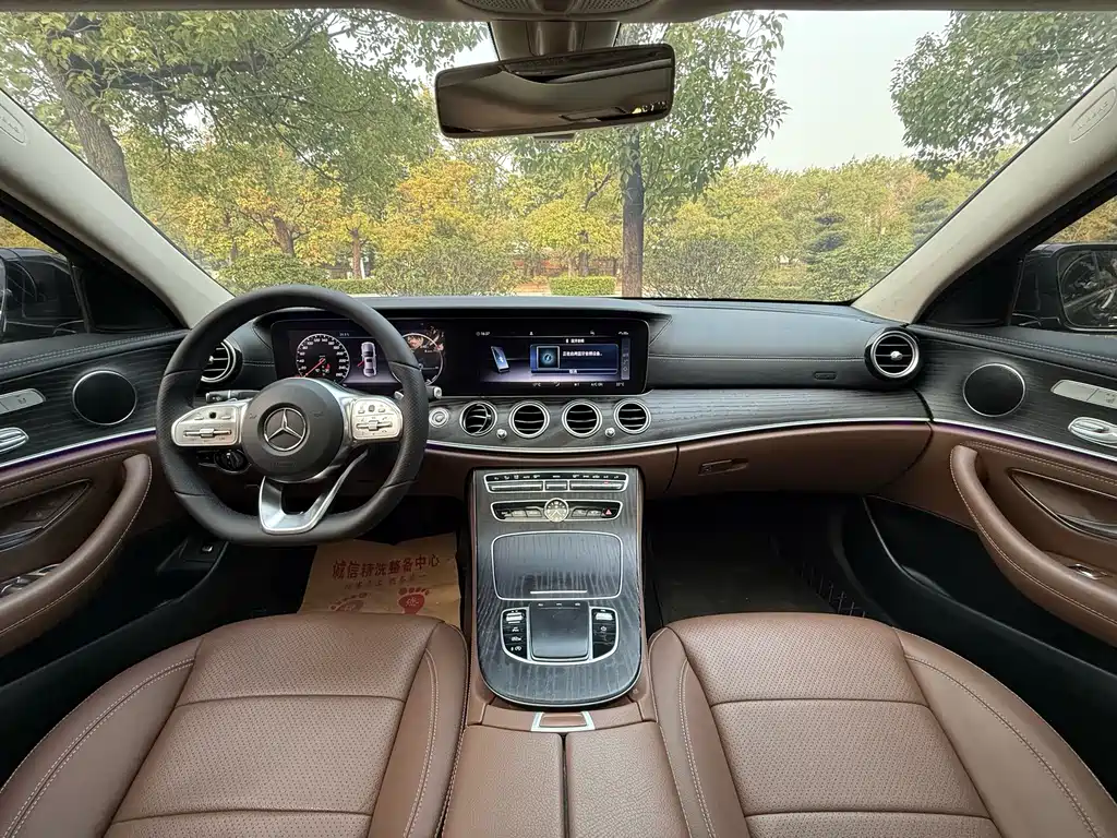 Mercedes-Benz E-Class 2019 — фото 9