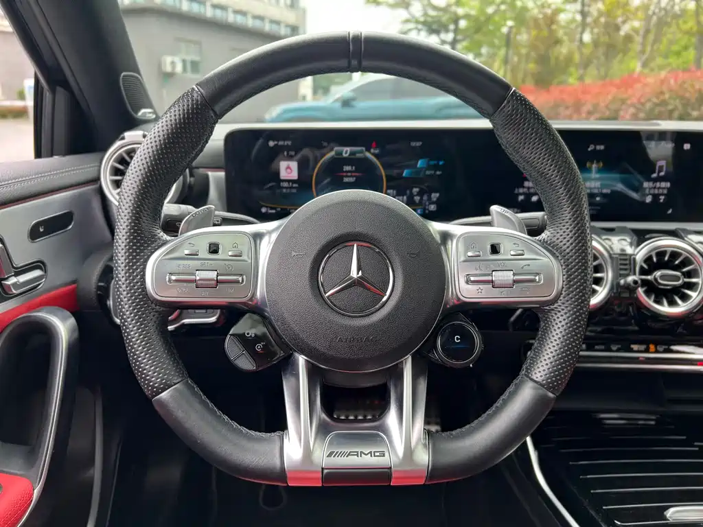 Mercedes-Benz A-Class AMG 2021 — фото 16