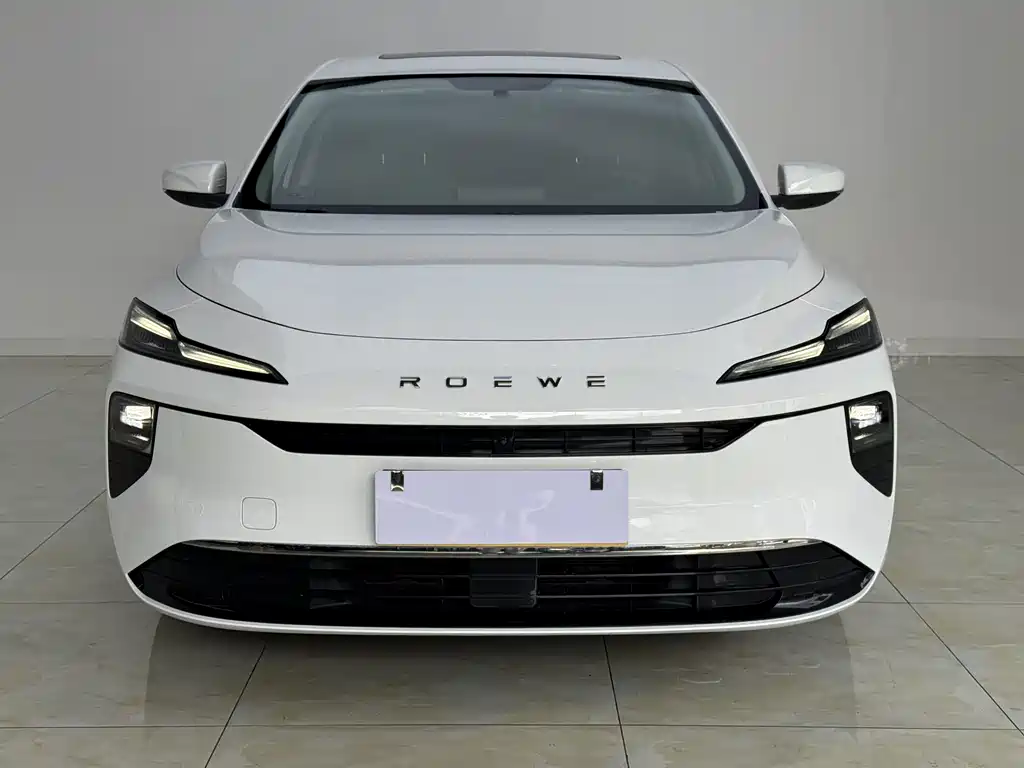 Roewe D6 2025