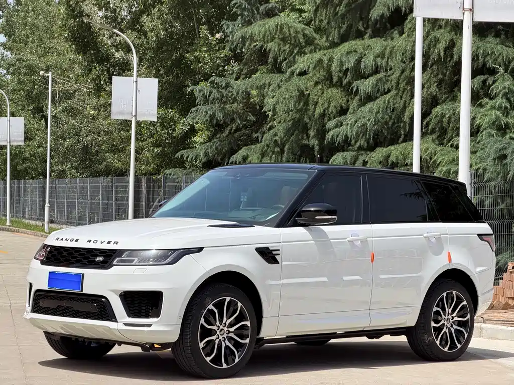 Land Rover Sport 2021 — фото 1
