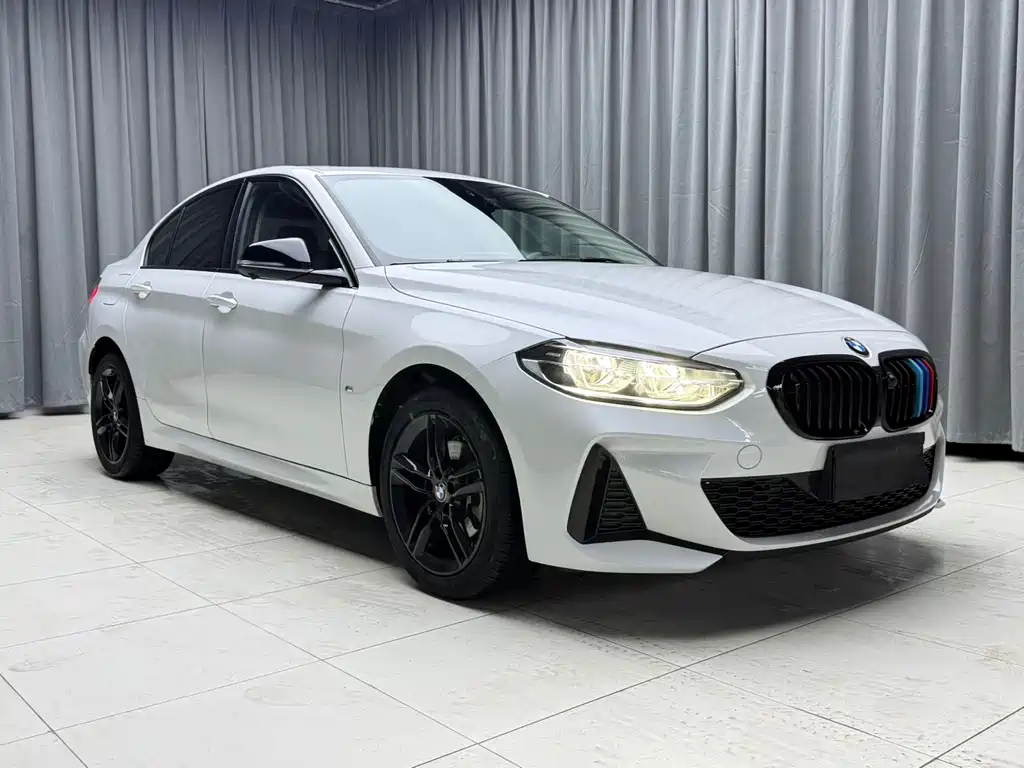 BMW 1 Series 2023